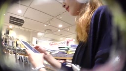 店員撮り01