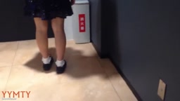 エレベーター痴漢