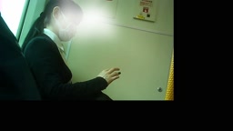 職場の秘め事を晒す