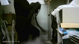 バイト 着替え 2-3