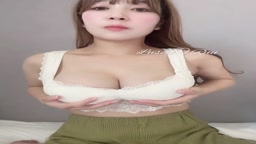 るうママの母乳飲んでみる？