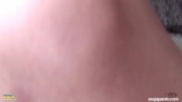 くぱぁを見せつける女