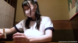 とうふちゃんノーブラ食事
