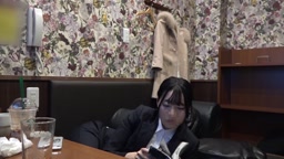 ネカフェ　オナニー　盗撮