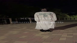 【女装露出】夜の公園で露出