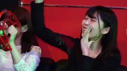 カラオケ　パンチラ