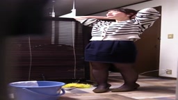 とてつもない巨大乳首 神乳首おねえさん