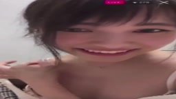 インスタライブ 乳首ポロリ