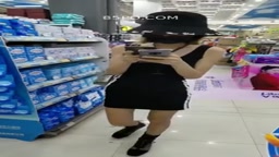 逆さ　中国ノーパン