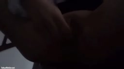 露出　潮吹き