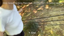 ノーブラでトレーニング　美少女の胸チラ