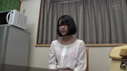 EMRD-096 地味でオタクなメガネ女子が来たので面接からの流れでAV撮ってみた件6 ひなた