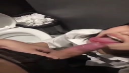 居酒屋のトイレでイラマ