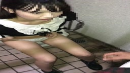 公園で拾ったぴえんちゃんとトイレで立ちバックからのフェラ抜き