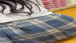 vol.75 超美人ドスケベハーフ青チェJKを露出お触りと逆さ撮り