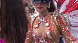 乳首 02:10