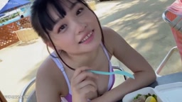 3052174 【J系デート】隠れ巨乳・むっちり剛毛むすめ（１８）☆10代好き小太りおじさんと水着で生エッチ☆