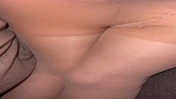 泥酔した同級生にイタズラ2