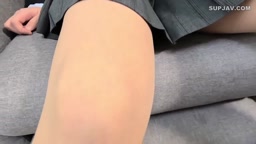 兄の目の前で妹が中出し