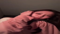 美人ハーフの乳首