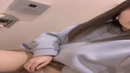 お風呂でオナニーを自撮りしてたら妹が入ってきて大慌てのお姉さん