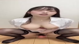 素人顔出し自撮りオナ める①