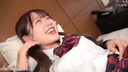 1077 制服黒タイツで、笑顔で楽しくパイパン中出しAV