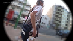 【バス痴かん動画】2人組の激カワマン毛ボーボーJ〇ちゃんを同時に大量潮吹き悪戯