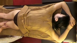 セクハラマッサージ