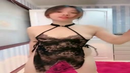 全裸で踊る女の子 07