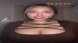 爆乳