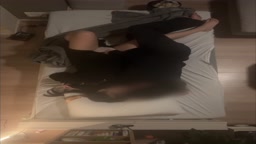 【完全顔出し】脱毛サロンで受付の仕事してる美人スタッフ1