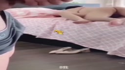 兒子撞破媽媽的姦情以後 1.2