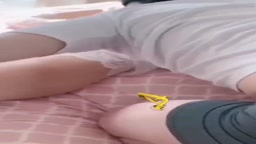 兒子撞破媽媽的姦情以後 1.3