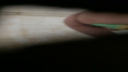 シャワー中におしっこ