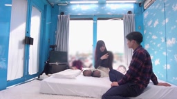 【バイト時代の女の先輩 かなえ(25)編】マジックミラー号からの脱出!3 制限時間100分でSEXしないと脱出できないマジックミラー号に、絶対にヤってはいけない関係の2人を閉じ込めたら…禁断のSEXしてしまうのか!?