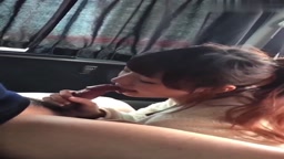 車内フェラ抜き