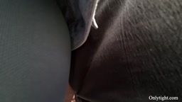 Encoxada cum on ass very risky behind the husband