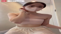 Evelyn Mini skirt and High Heels