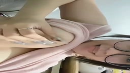 爆乳タイ娘の眼鏡っ子 1