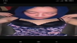 マレーシア人のカップル。女の子は混血でセックス中毒です