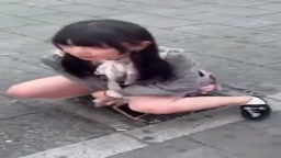 この子の流れ出ちゃってる動画やばすぎん？
