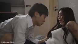血の繋がりのない息子と