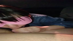 目隠し車内フェラ口内