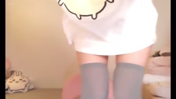 グレーニーハイに全裸1