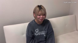 雑に扱われたい　金髪Ｉカップのはたちに中出し　鮑から出てくるミルクに　恥ずかしんですけど
