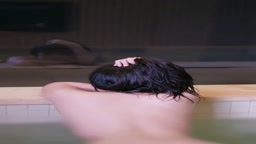 巨乳女子のお風呂