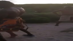 アフリカの民族で犯される