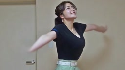 爆乳揺れ踊ってみた