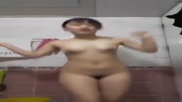 빨간맛 육덕 댄스 ダンス 全裸 トイレ